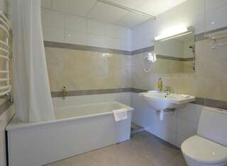 Отель ibis Styles Klaipeda Aurora Клайпеда Апартаменты с видом на море-6